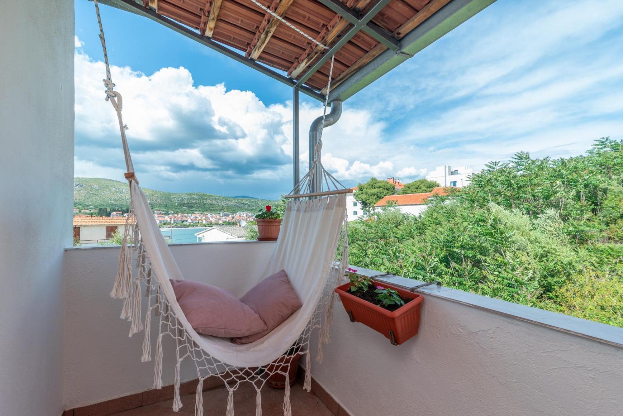 Studio Apartment Coce Trogir Exterior foto